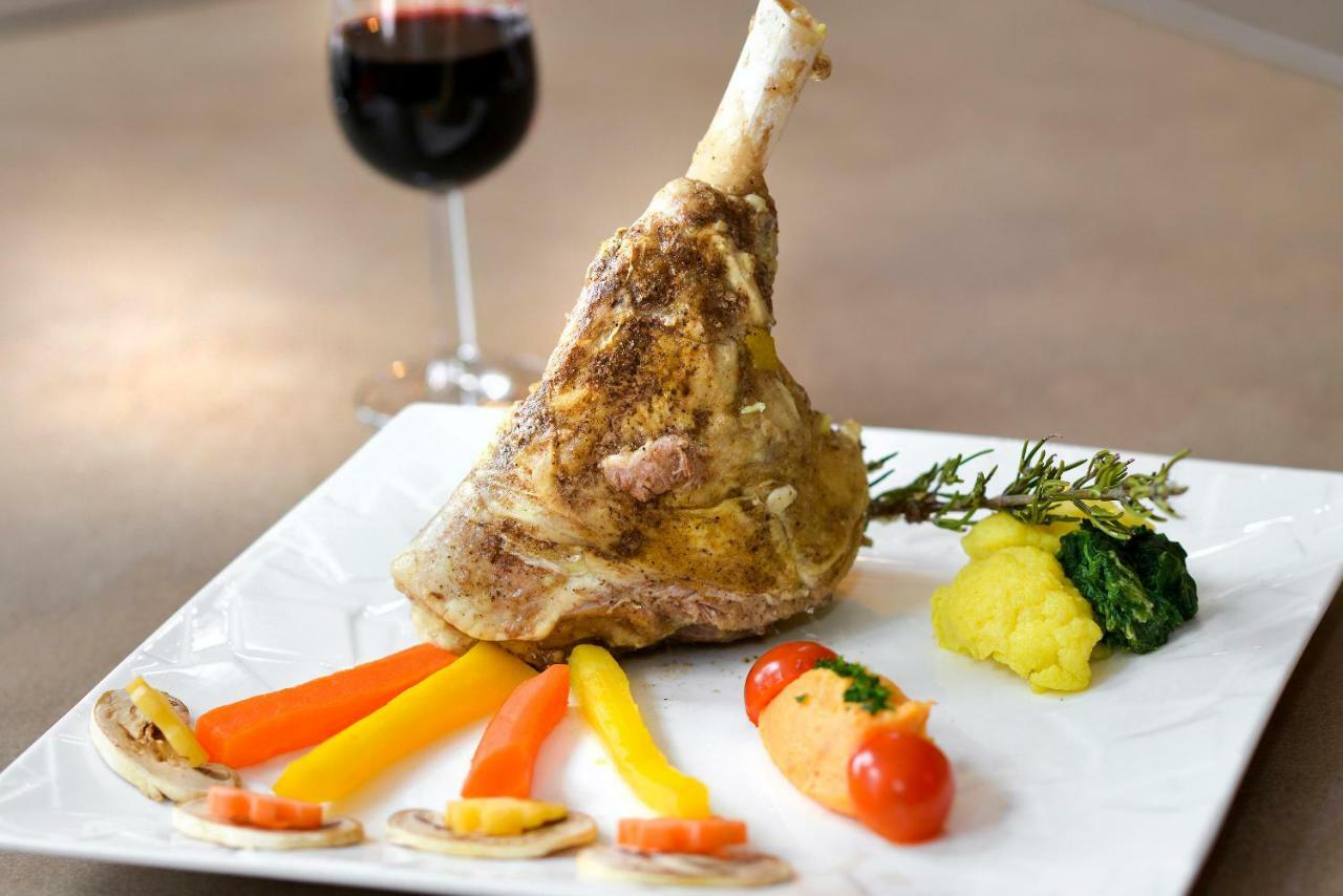 Logis Hotel Restaurant Le Parc Салбри Екстериор снимка