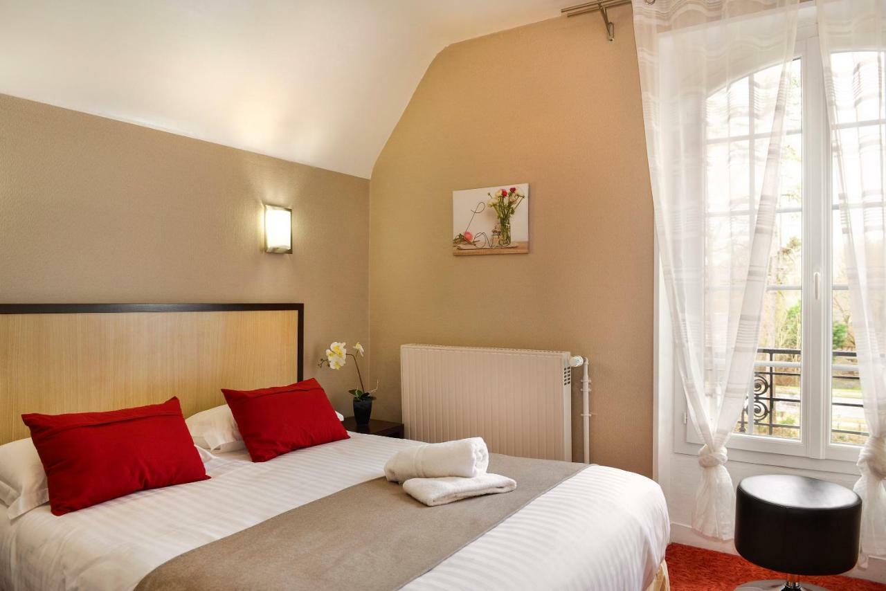 Logis Hotel Restaurant Le Parc Салбри Екстериор снимка